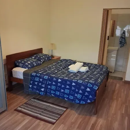 Bedroom In Downtown Q1 Nr449 شقة *