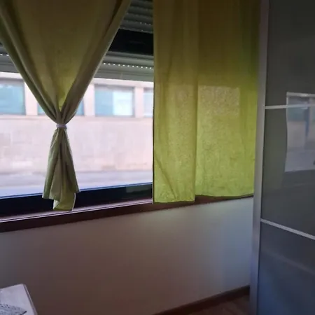 شقة Bedroom In Downtown Q1 Nr449 *